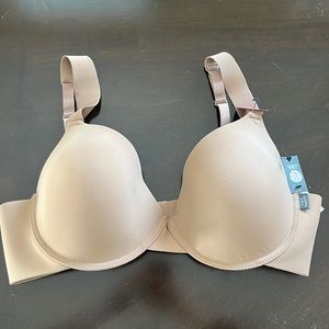 NWT Vince Camuto bra 40D